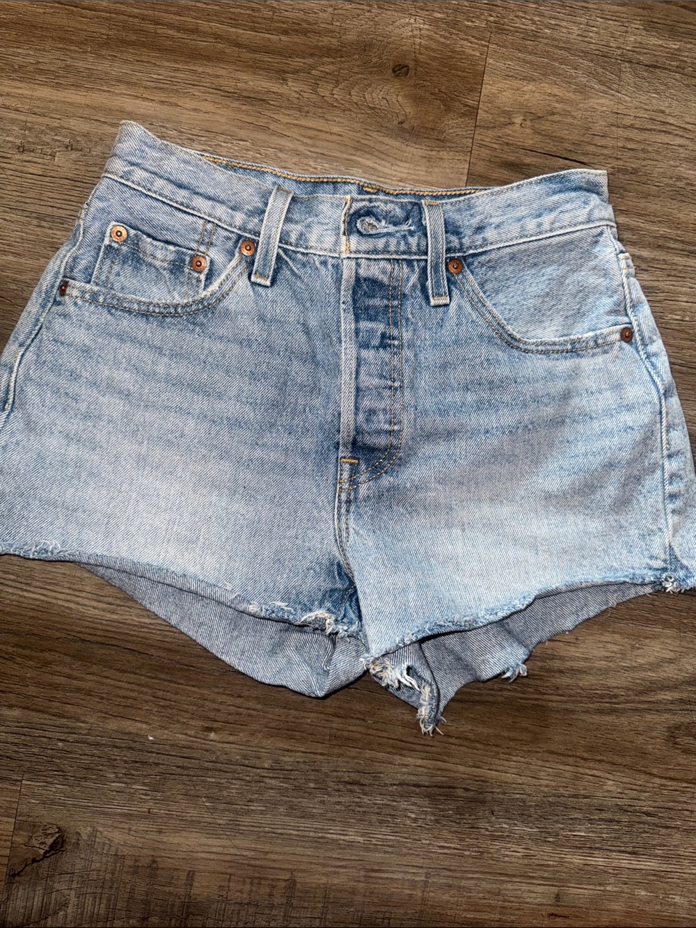 Classic Light Blue Denim  Women's Shorts Levi’s